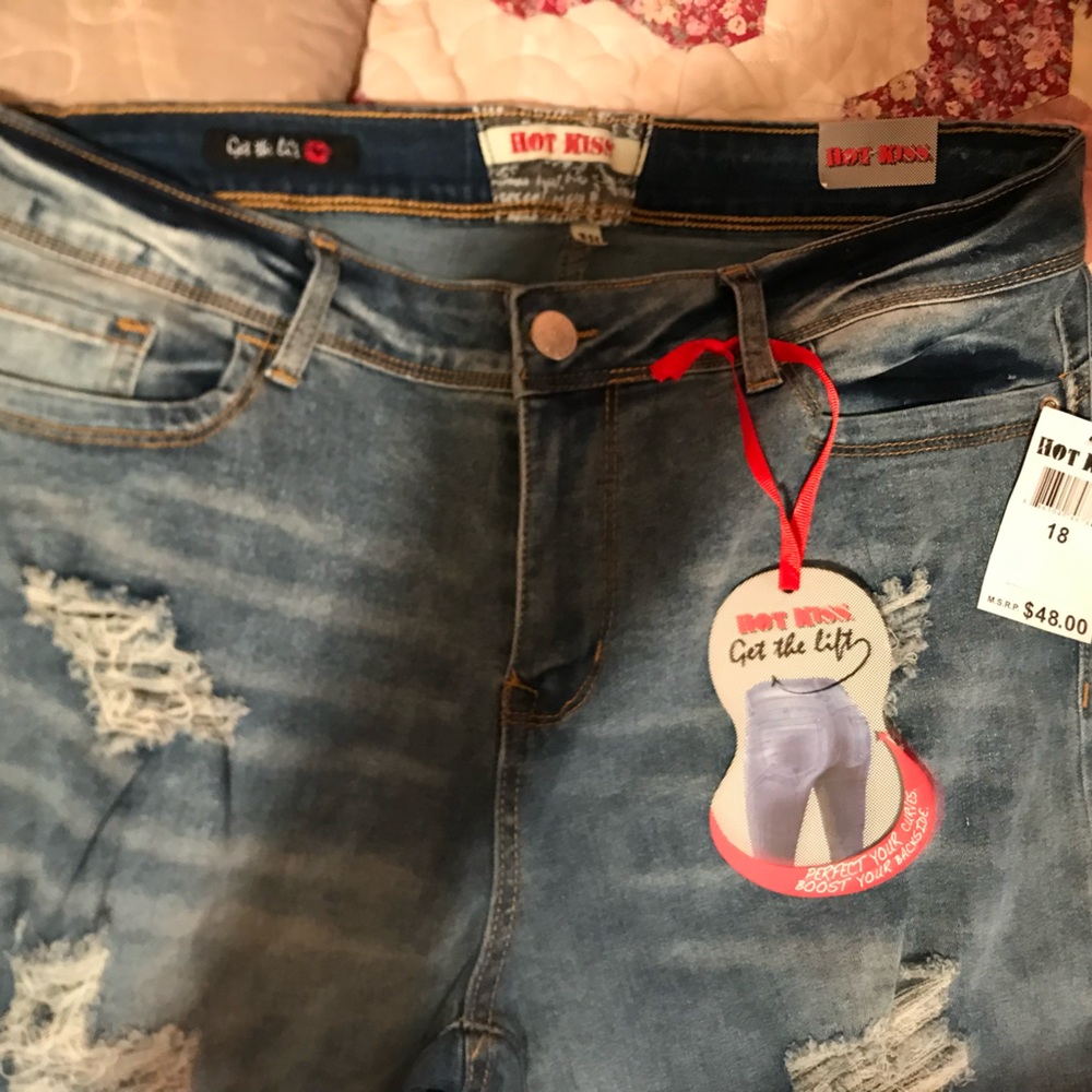 Hot kiss blue jeans size 18